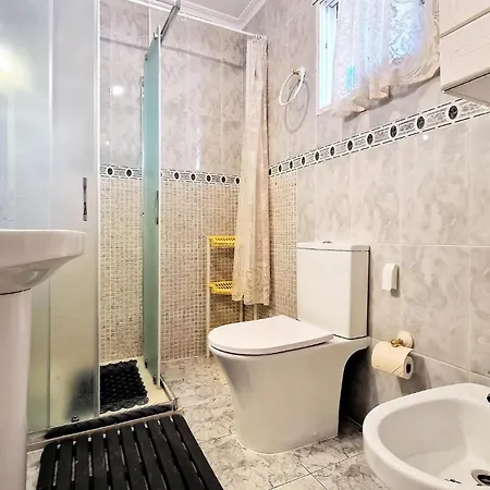 Cozy In With Wifi بيت للعطل تورّيفيِخا